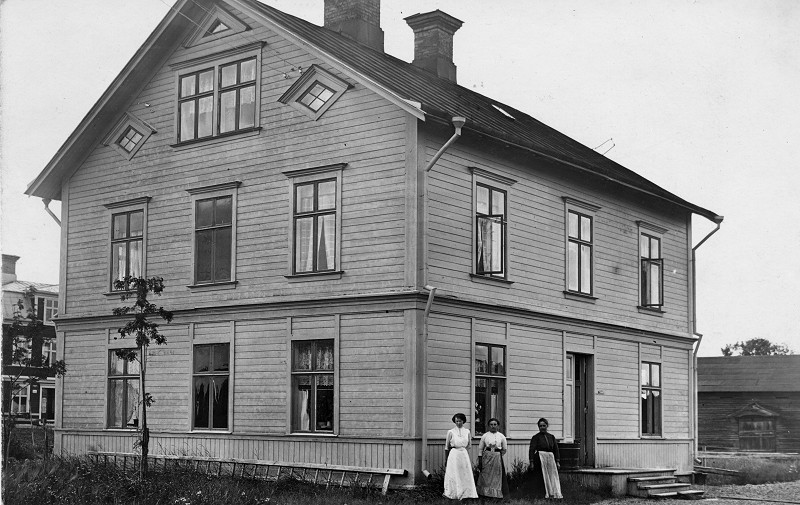 Bredg&aring;rdsgatan