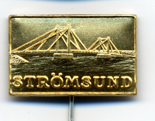 Nålmärke från broinvigningen.