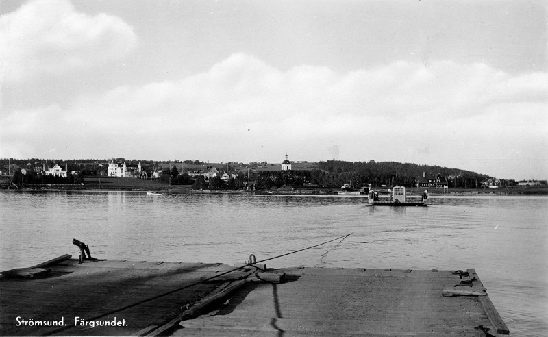 F&auml;rjan vid Str&ouml;mssundet